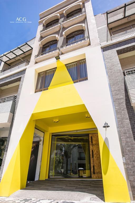 Art Zone Apartment Hualien City Luaran gambar